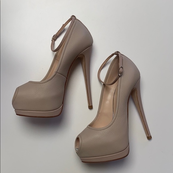 Giuseppe Zanotti Peep Toe Platform Heels - Picture 3 of 8